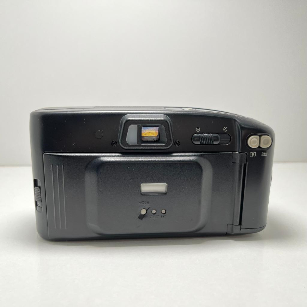 【兔子棒棒相機店】FUJI CARDIA 800 DATE 富士底片相機 (附底片一捲+手腕帶+電池)-細節圖2