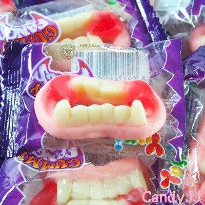 Halloween*吸血鬼大門牙軟糖378g*萬聖節糖果(約50個入)*派對糖果 聖誕 萬聖 搞怪 滿額免運【達興食品】-細節圖3