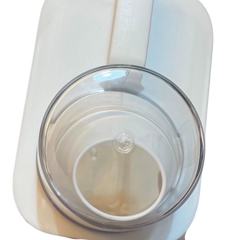 ❮二手❯ HeroMama 飼料保鮮桶 2.3L 五穀雜糧透明分裝罐分隔儲存罐 大容量儲物罐 防蟲防潮保鮮 密封罐-細節圖5