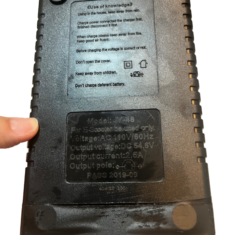 ❮二手❯ JY-48 48V 12A 電動車充電器 鉛酸電池 品字頭 110V/60Hz 台灣電壓 電源供應充電器-細節圖4