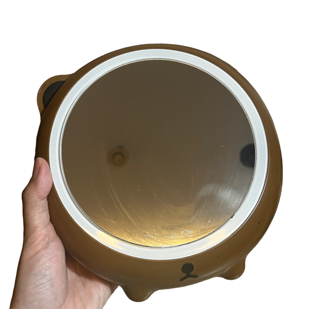 ❮二手❯ 森林萌熊 LED補光化妝鏡 鏡子角度可隨心自由調整 內建自然光線美妝補光燈 可愛美觀適合當傢飾擺放-細節圖2