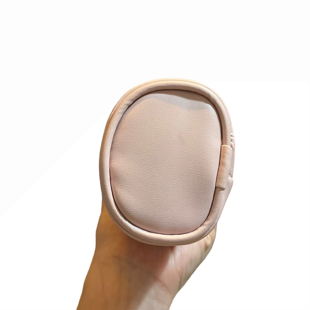 ❮近新❯ 日本 sweet 雜誌 附化妝品收納袋 化妝包 MARY QUANT 設計的 DAISY DOLL 軟袋-細節圖5