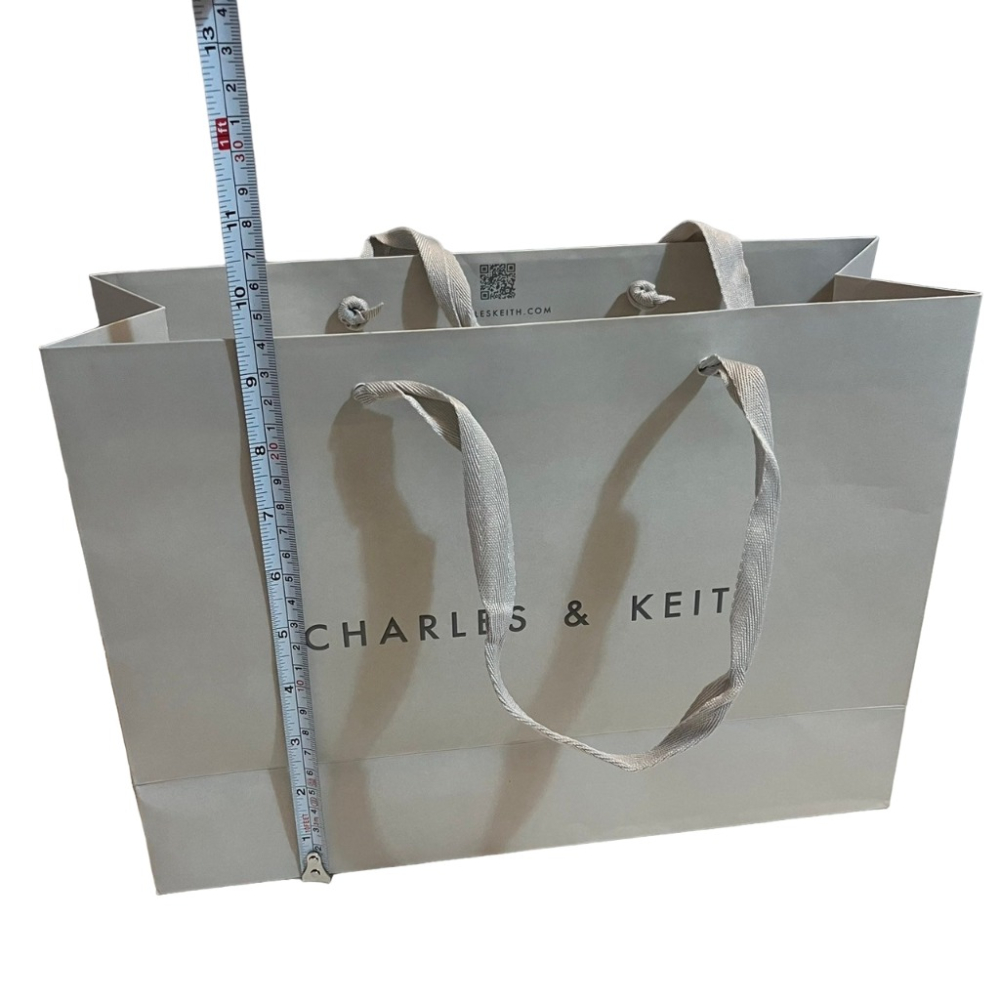 ❮近新❯ 新加坡 CHARLES & KEITH 原廠紙袋 提袋 金飾皮革手拿橄欖綠長夾包裝袋 小ck-細節圖4