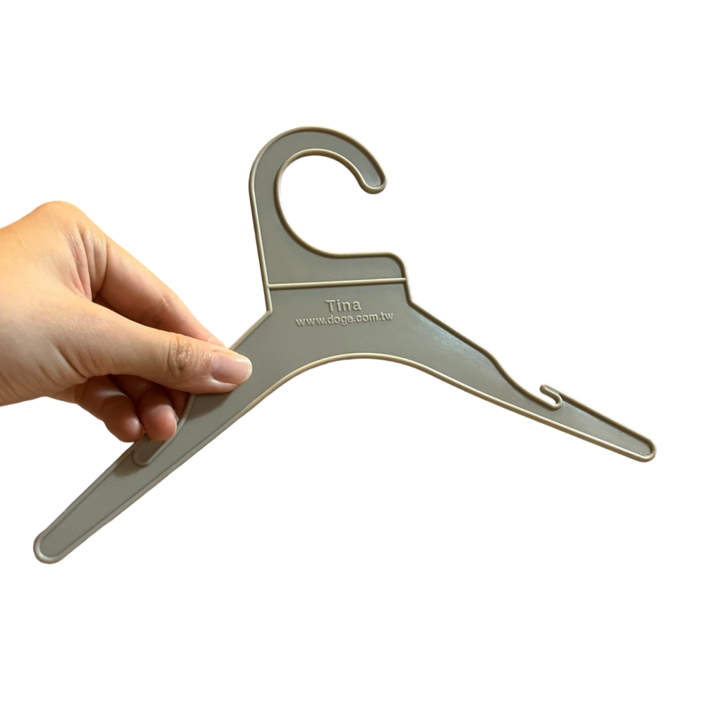 ❮二手❯ Tina 寵物衣架 狗衣服 貓衣服 狗衣架 貓衣架 雨衣 帽子 背心 羽絨背心 外套 衣架-細節圖4