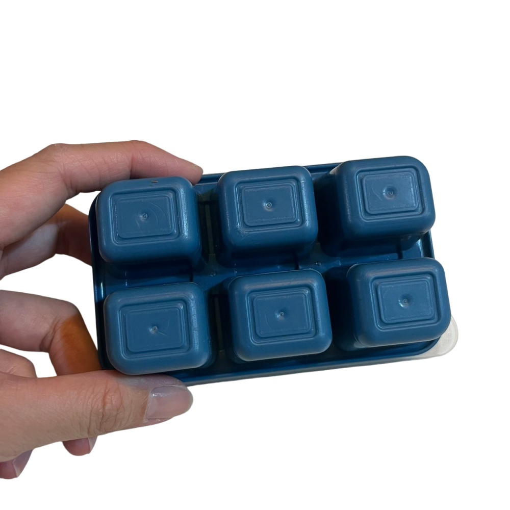 ❮近新❯ Fili 6格 附蓋 可堆疊迷你矽膠底製冰盒 好脫膜 小冰箱適用 冰磚 果汁 咖啡 冰塊盒-細節圖4