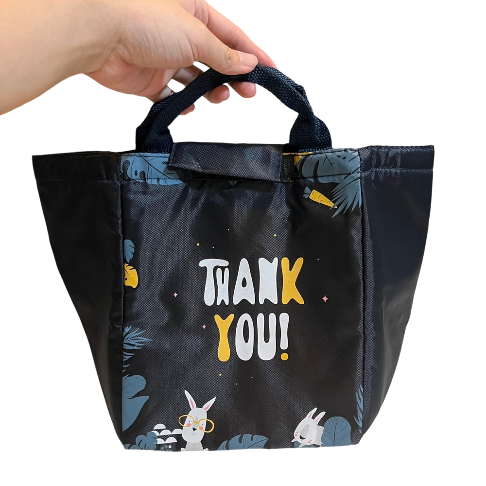 ❮全新❯ EZlife 魔法森林手提保溫袋 小白兔 保溫保冷 吃的健康又安心 外型環保自然 防水耐磨防撕裂 顏質破表-細節圖3