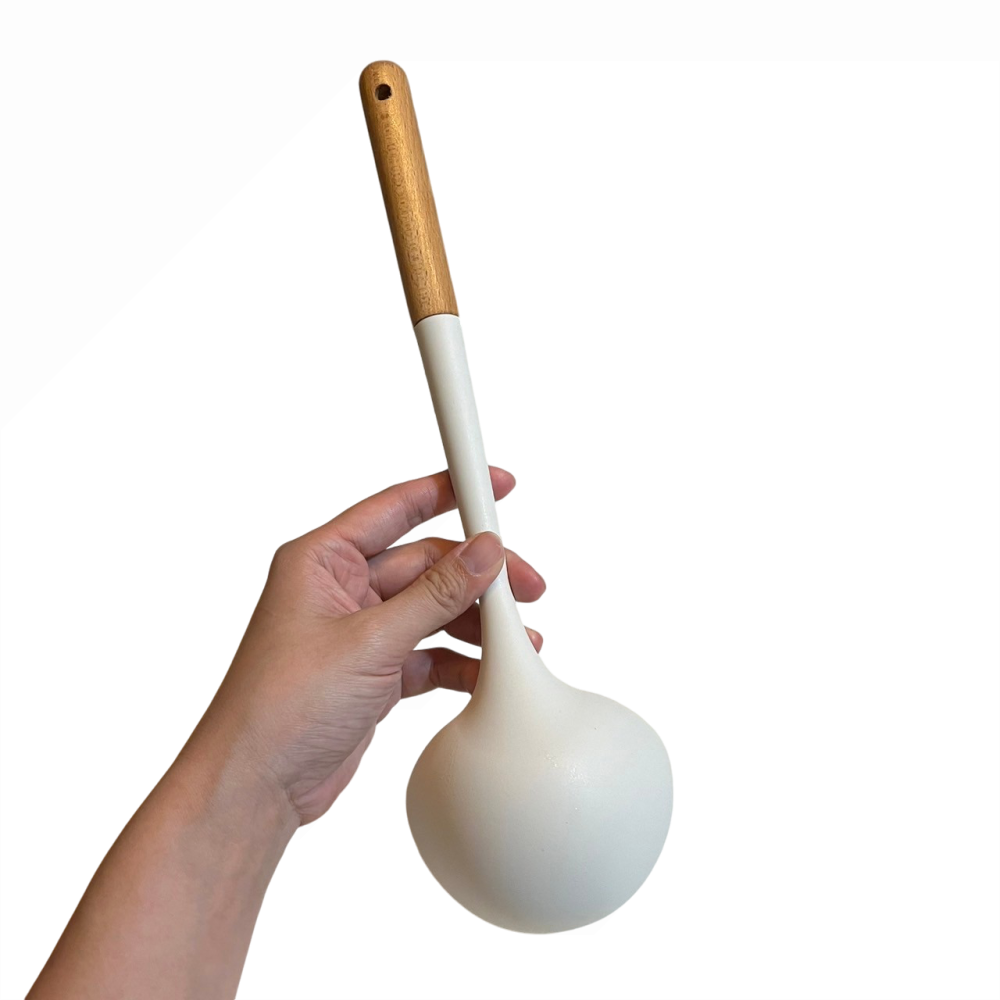 ❮近新❯ 法國 Saub 矽膠湯勺 分菜匙 撈麵勺 勺子 耐磨損 可耐熱230度 人體工程學握柄 握感舒適 輕鬆不費力-細節圖3