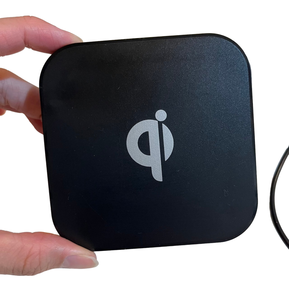 ❮二手❯ ADATA 威剛 無線充電板 iPhone 安卓手機 多重防護機制 內建自動偵測異物技術 啟動快充模式-細節圖2