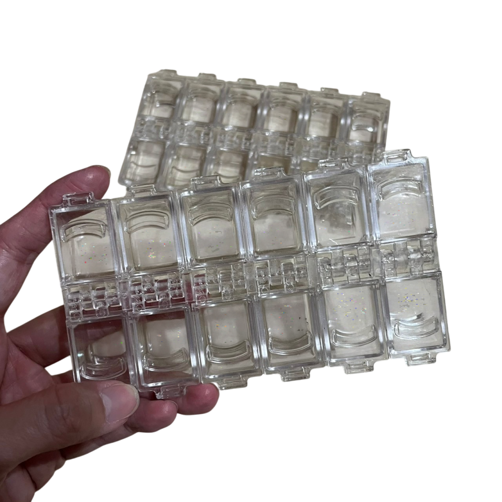 ❮二手❯ DIY 24格 裝飾工具 可拼接收納盒 美甲鑽 彩妝 美妝工具推薦 美甲工具 收納盒 置物盒-細節圖6