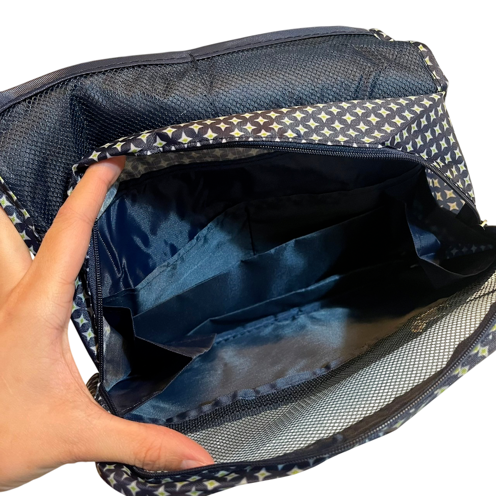 ❮全新❯ 韓國 iSFun3 旅行專用可掛多分隔盥洗包 藍紋 超級時尚花紋款式 分格放入多種行李 附有掛勾-細節圖6