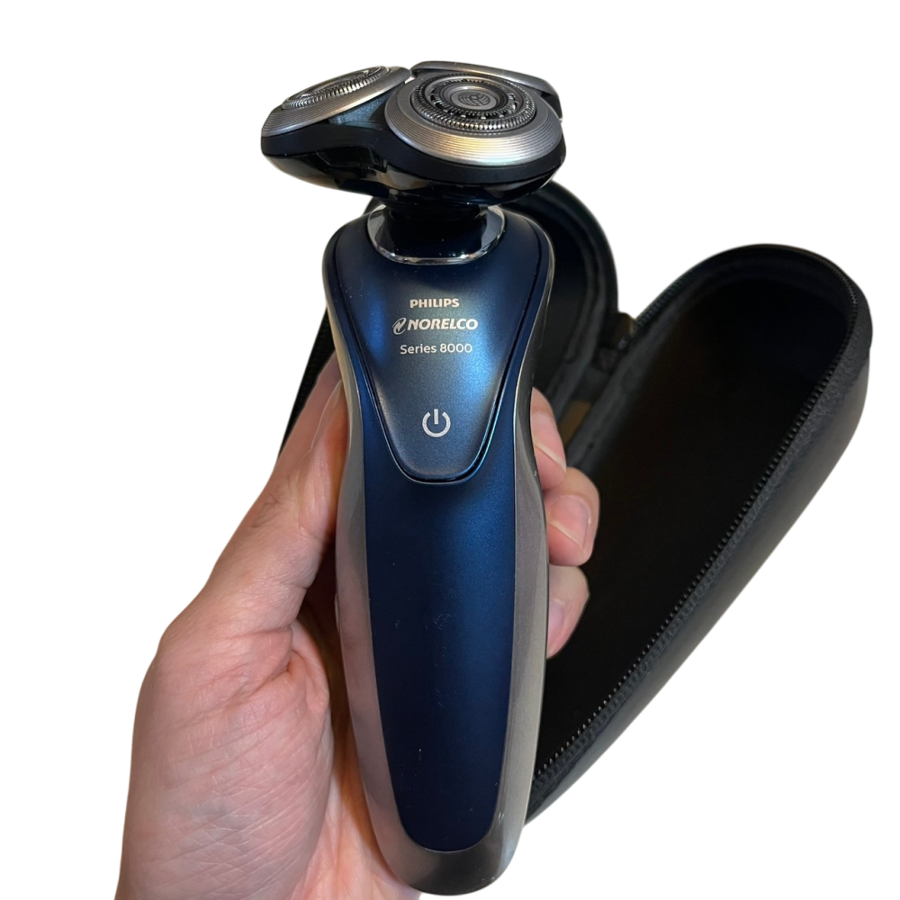 ❮二手❯ 荷蘭 PHILIPS 飛利浦 8000系列 電動刮鬍刀 電鬍刀 全自動清洗座 男士剃鬚 三刀頭-細節圖3