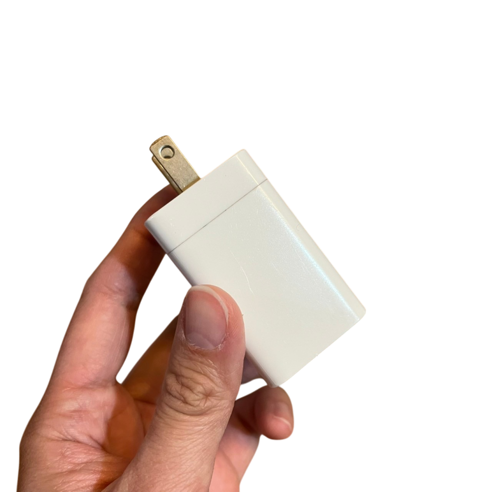 ❮近新❯ oppo VOOC mini 閃充電源充電器 AK779GB 體積縮小一倍 新增指示燈判別 讓人上癮的極速充電-細節圖3