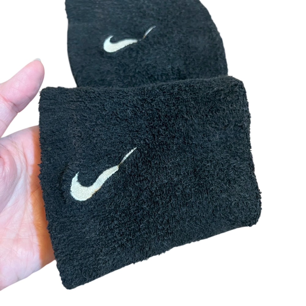 ❮二手❯ 美國 NIKE 耐吉 護腕 Swoosh 球鞋男女款 毛巾布 彈性 吸濕排汗 雙入 腳踝 手腕-細節圖3