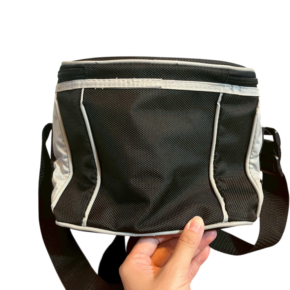 ❮二手❯ 德國 Mercedes-Benz 賓士 保冰袋/保冷袋/保溫袋 揹帶式拉鍊多夾層 野餐旅遊攜帶方便 外送小包-細節圖4