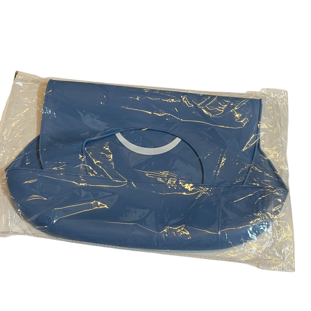 ❮全新❯ Qing Fei 防水圍兜 加大款 適用老人 小孩 孕婦 臥床病人 防漏 防水 可避免食物漏出 採用矽膠材質-細節圖5