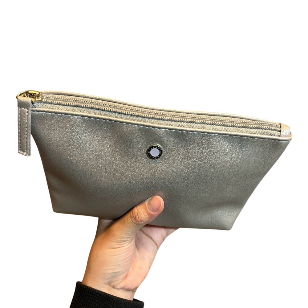 ❮近新❯ 義大利 BVLGARI 寶格麗 阿聯酋航空 商務艙過夜旅行洗漱包 女性化妝包 盥洗包 旅行收納包 拉鍊包-細節圖3