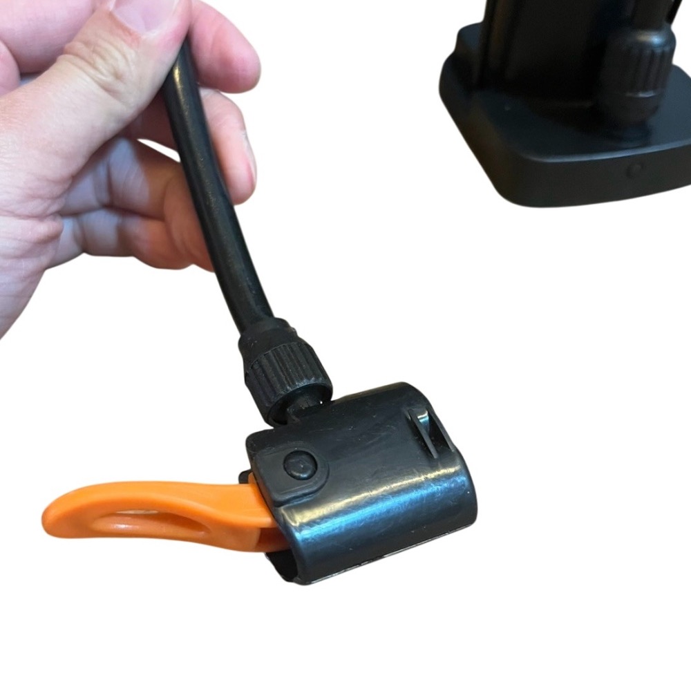 ❮全新❯ QLZHS 腳踩自行車高壓打氣筒 氣壓錶充氣幫浦 美英法式氣嘴 摩托車 機車 輪胎 球類 充氣玩具適用-細節圖2