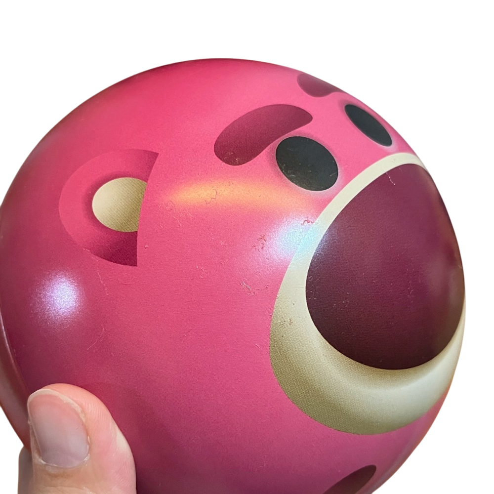 ❮近新❯ 美國 Disney 迪士尼 Tsum Tsum 玩具總動員熊抱哥 Lotso 鐵製收納球 收納盒 置物盒 鐵盒-細節圖4