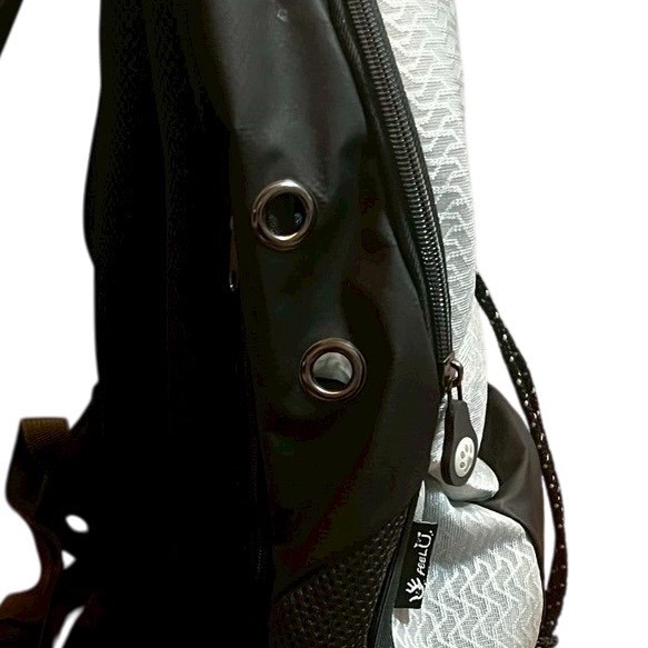 ❮近新❯ CrazyPaws 瘋狂爪子 寵物背包 小型犬 貓咪 以運動風設計結合環保無毒素材 貓包 狗包 背包 太空包-細節圖4