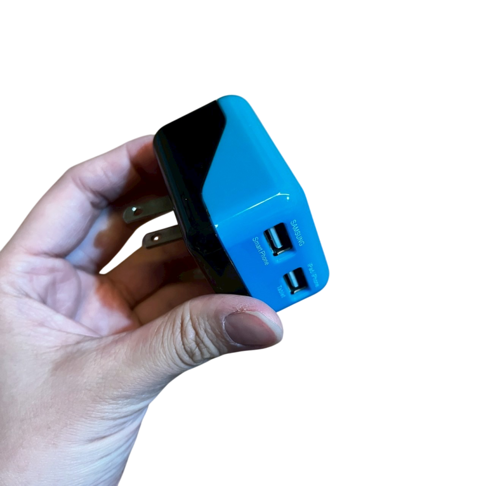 ❮二手❯ aibo AC轉USB 2PORT 方塊充電器 3100mA 充電超快速省時 豆腐頭 充電頭-細節圖3