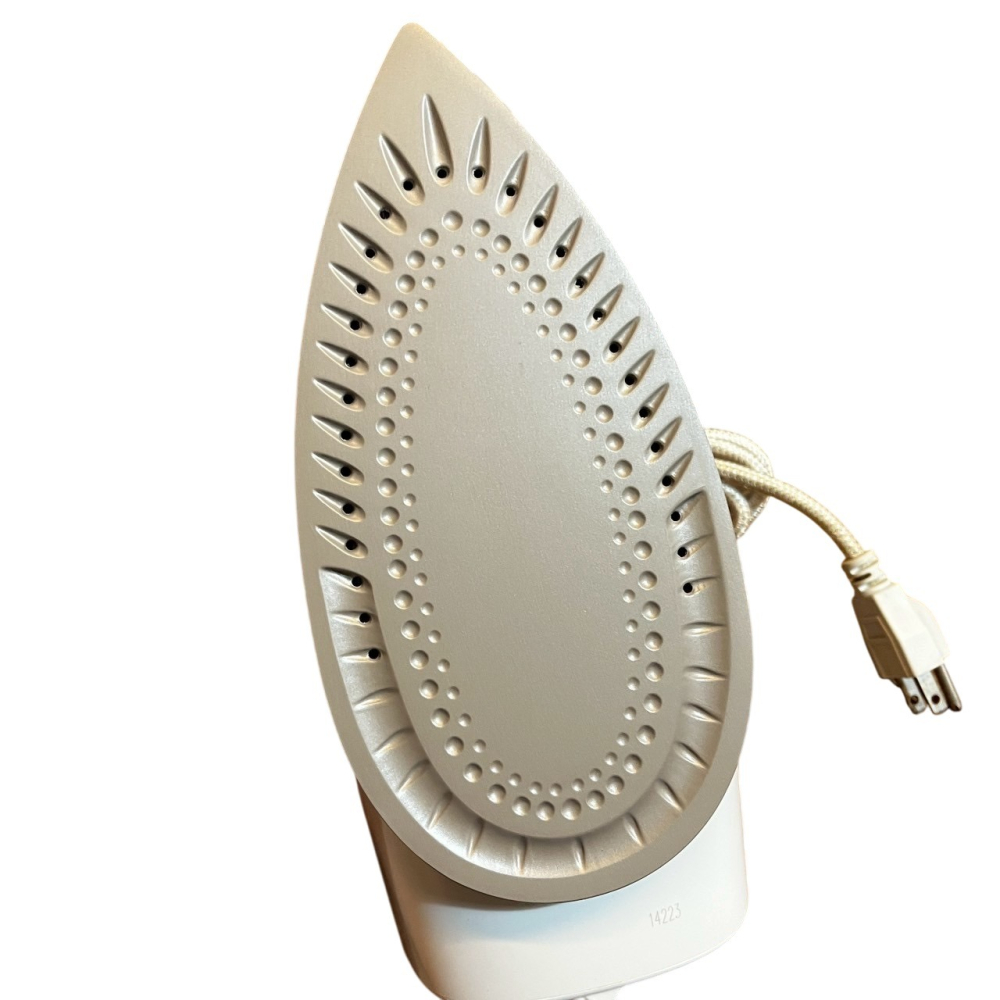 ❮二手❯ 日本 Panasonic 國際牌 NI-E250T 蒸氣/乾式電熨斗 採用U型底板 可均勻分配蒸氣 防鈣化系統-細節圖5