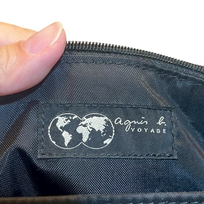❮二手❯ 日本 agnes b. 前衛兩折尼龍斜背包 Voyage 經典logo 尼龍斜背包 黑 基本斜背包-細節圖8