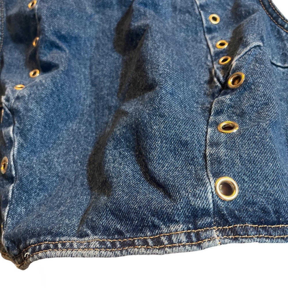 ❮全新❯ 西班牙 Zara 牛仔單寧背心 牛仔無袖上衣 無袖鏤空牛仔上衣 洗水牛仔短版上衣 背心 重機背心 穿搭-細節圖3