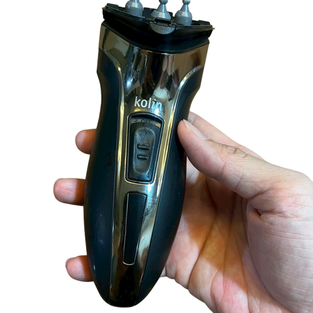 ❮二手❯ kolin 歌林 超動能全機水洗電鬍刀 KSH-HCW10U 充電設計 3D立體浮動刀頭 3D立體浮動刀頭-細節圖7