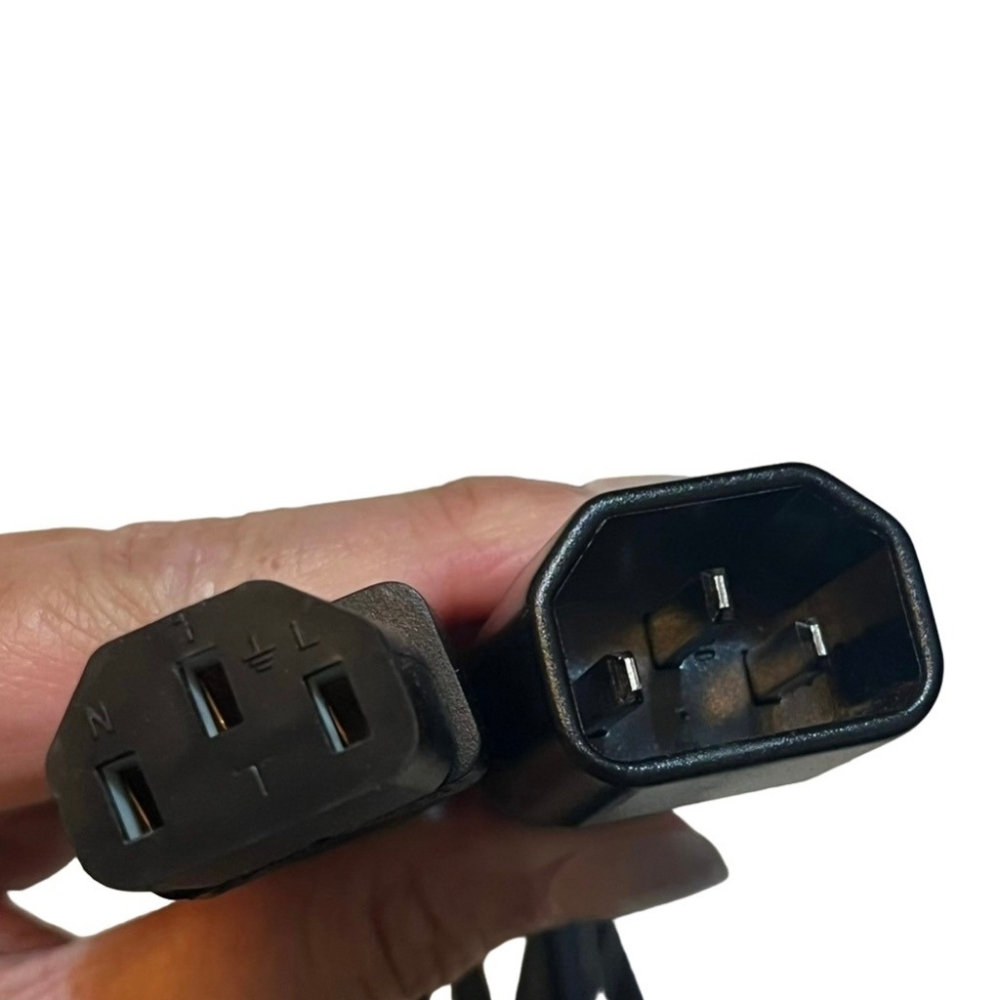 ❮二手❯ 標準 3 Pin 電源延長線 300cm 公對母 品字頭延伸 加粗純銅芯 電腦主機/螢幕專用 二手良品-細節圖2