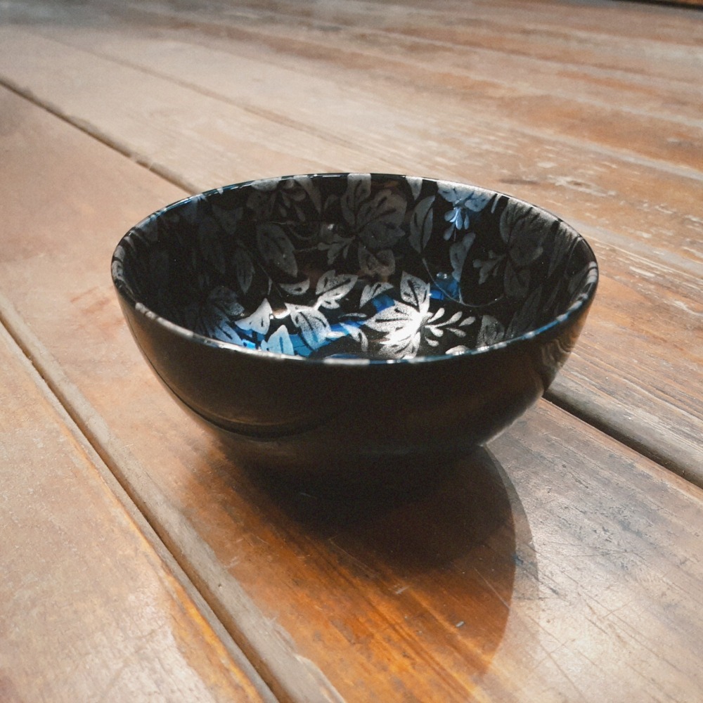 〔那那勇選品〕黑釉葉紋飯碗 / 湯碗  - 日本製-細節圖2