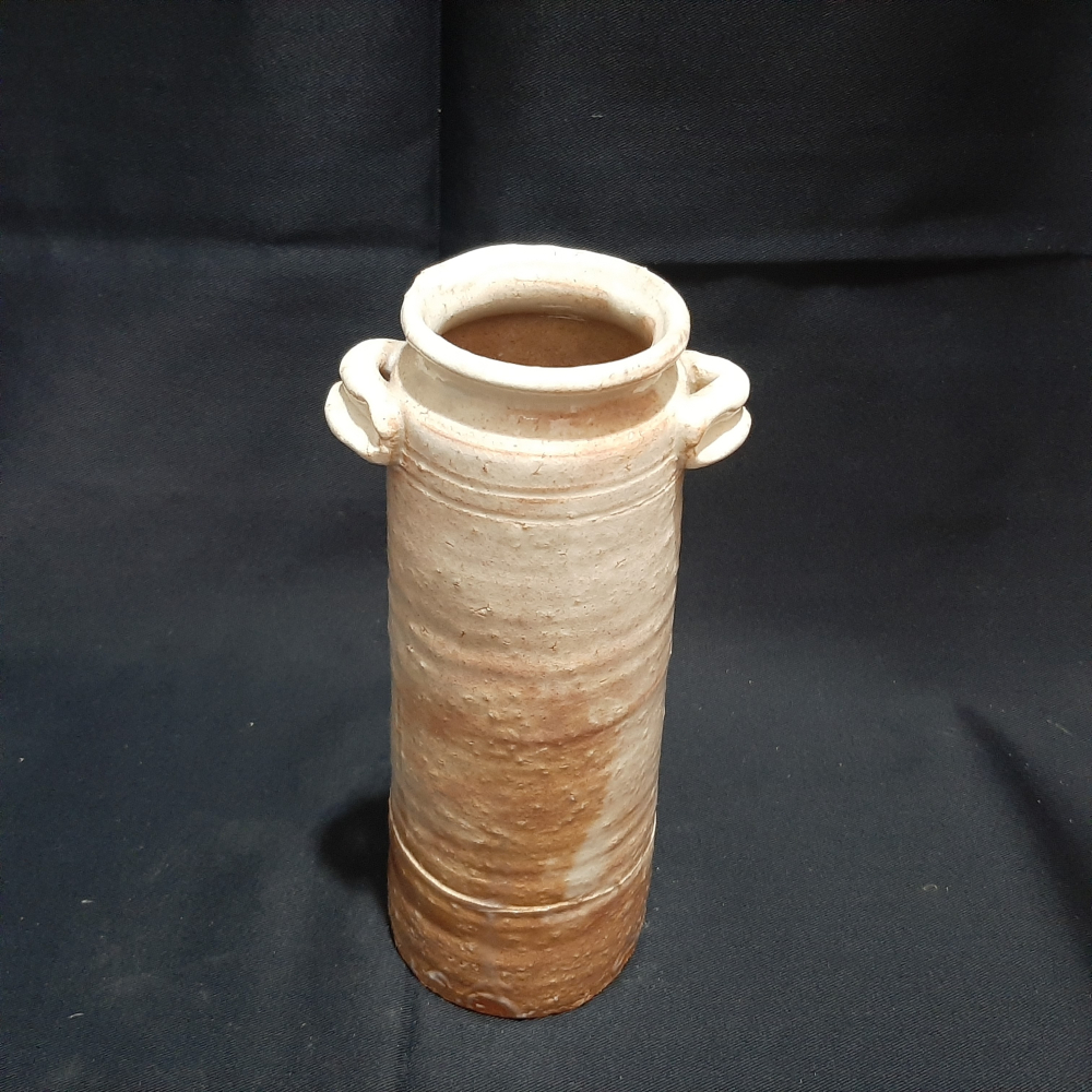 〔那那勇選品〕萩燒 手作雙耳落款花瓶 - 日本製-細節圖3