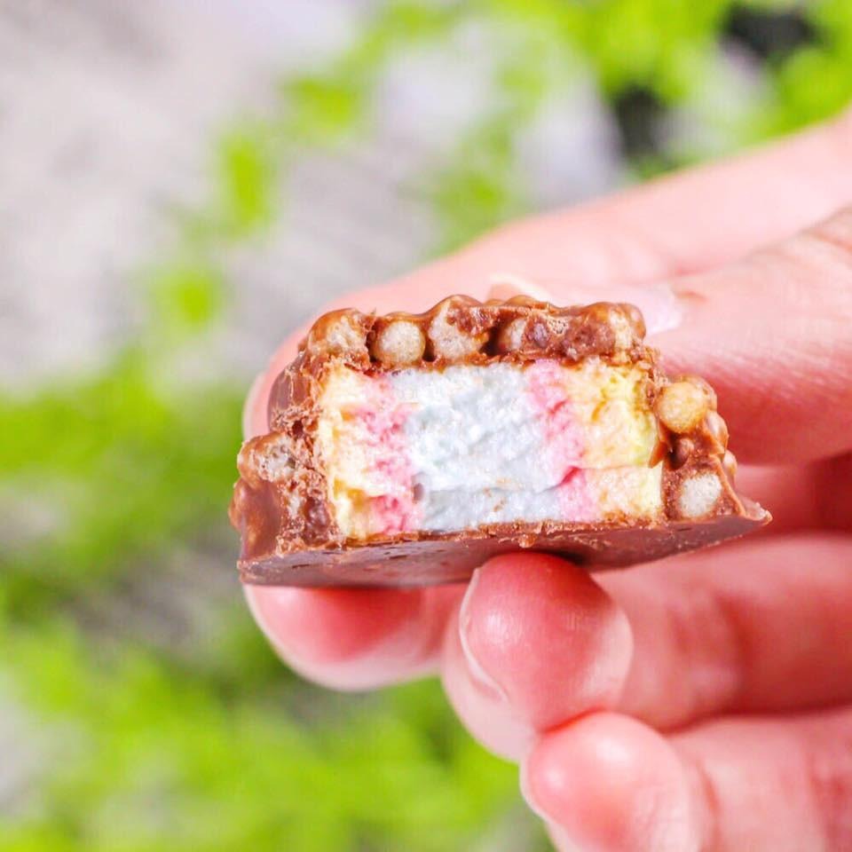 🦁獅賣特實體店面 彩虹棉花糖 黑可可風味彩虹棉花糖 棉花糖 巧克力棉花糖 108g-細節圖5