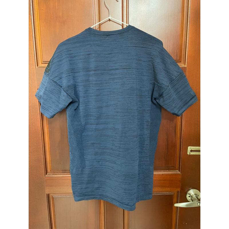 Adidas 運動上衣 健身房適合-細節圖2