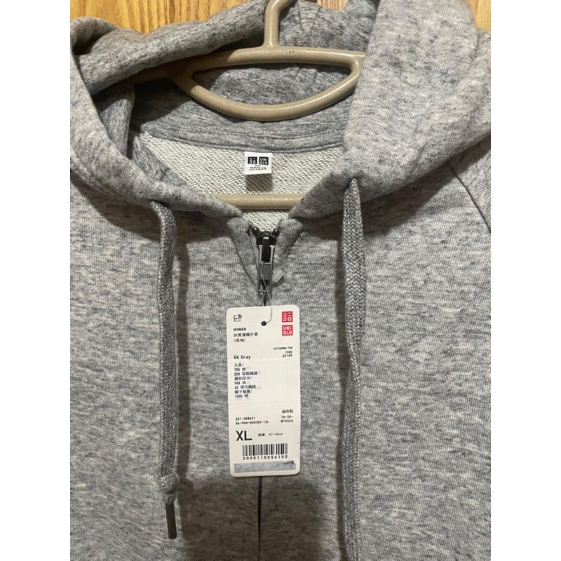 Uniqlo 灰色連帽外套-細節圖3