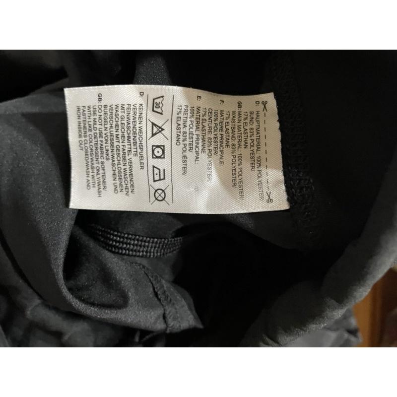 adidas 防風運動長褲-細節圖4