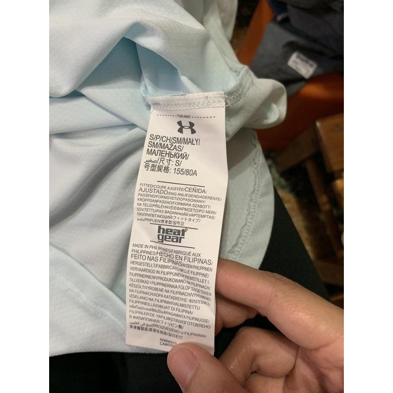 Underarmour  女性運動上衣-細節圖4