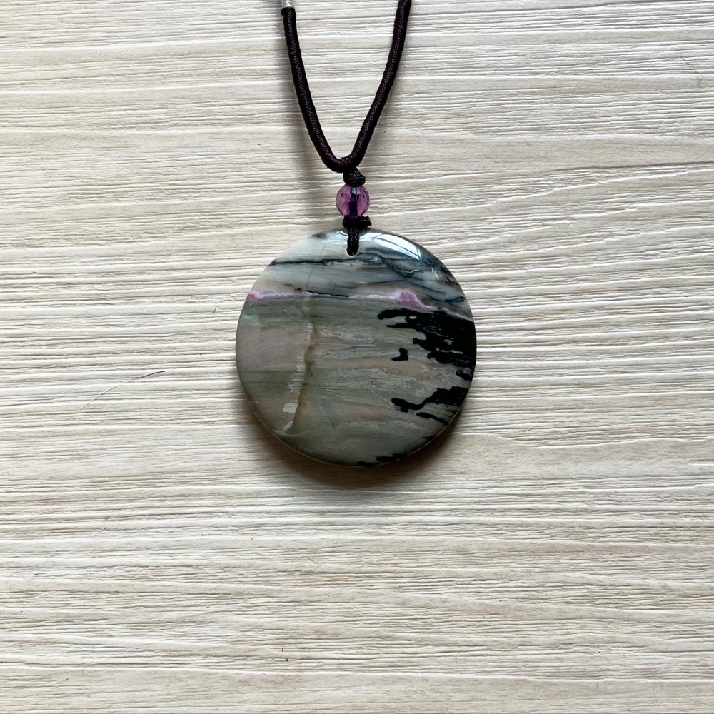 ㄅㄆㄇㄈ水晶寶寶工作室-台灣玫瑰岩項鍊-山水畫系列-細節圖5