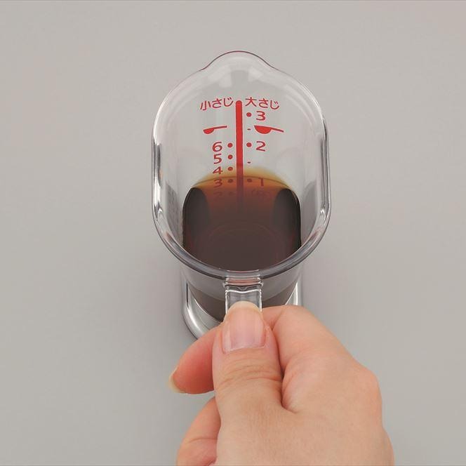日本 inomata 迷你量杯 70ml 醬料杯 樹脂量杯  透明量杯 調料杯-細節圖4