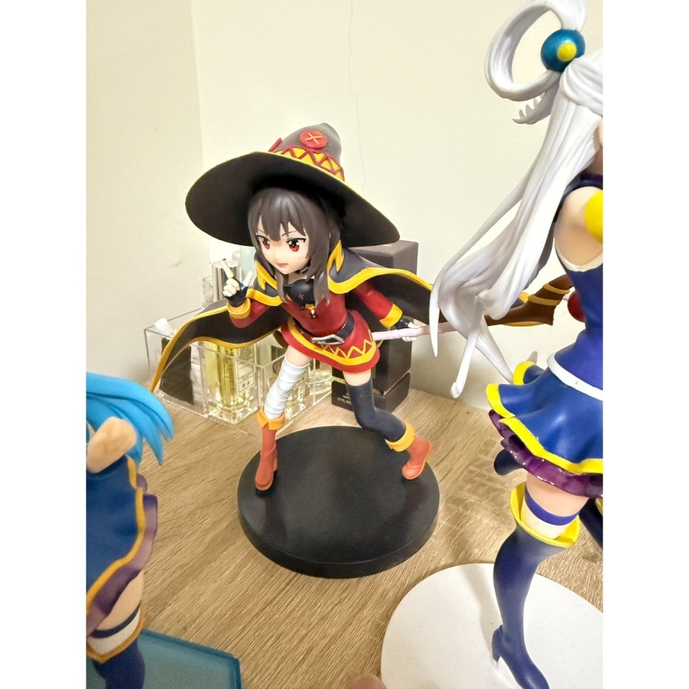 無盒商品 SEGA LPM 為美好的世界獻上祝福 劇場版 阿克婭 愛蜜莉雅 艾蜜莉亞 紅傳說 惠惠 現貨-細節圖3