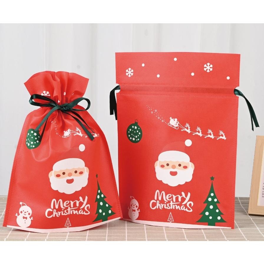 聖誕不織布抽繩禮物袋 紡布聖誕禮物袋 防塵袋 交換禮物包裝 聖誕禮物 耶誕收納袋 {吊牌為拍攝使用} 包裝禮物 聖誕送禮-細節圖9