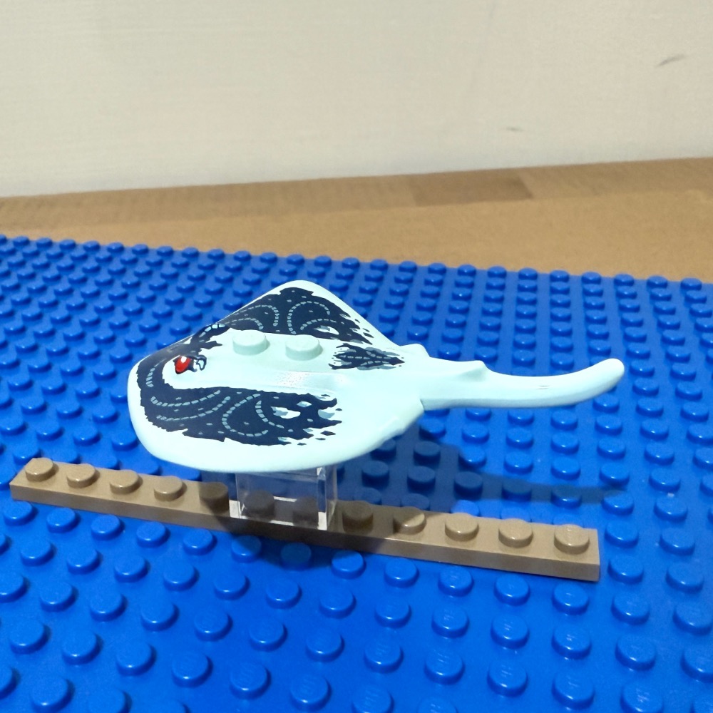 （絕版）樂高海底生物：黑色章魚海怪；鋸齒鯊鯊魚；魔鬼魟魚-細節圖4