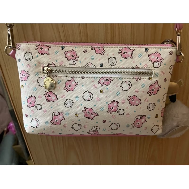 二手 現貨 卡娜赫拉 側背包 肩背 天鵝 粉色 有瑕疵-細節圖2