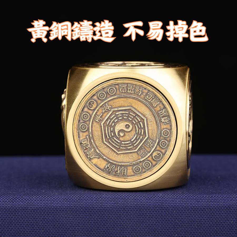 【台灣現貨】壓牌器 壓牌公仔 德州撲克 德州撲克壓牌器 純銅製作 六面可轉 跑馬神器-細節圖2