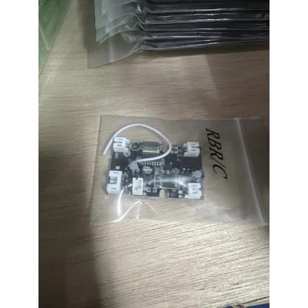 ✿AREA.TOY✿ D12 WPL 頑皮龍 原廠主機板 馬達 塑料配件 前保險桿 前臉 後照鏡 雨刷 擺臂 轉向杯-規格圖1