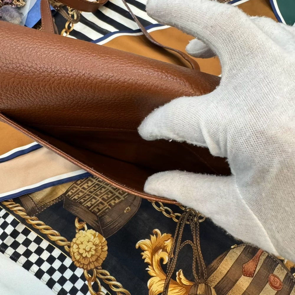 （近新）👝Burberrys vintage騎士標棕色內格紋斜背包-細節圖7