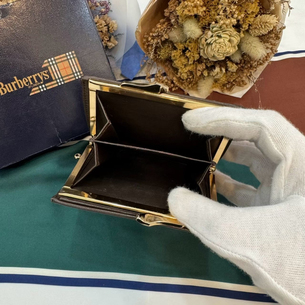 👝（近新全配）Burberrys vintage經典格紋騎士標口金短夾-細節圖6