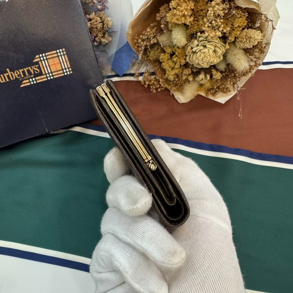 👝（近新全配）Burberrys vintage經典格紋騎士標口金短夾-細節圖8