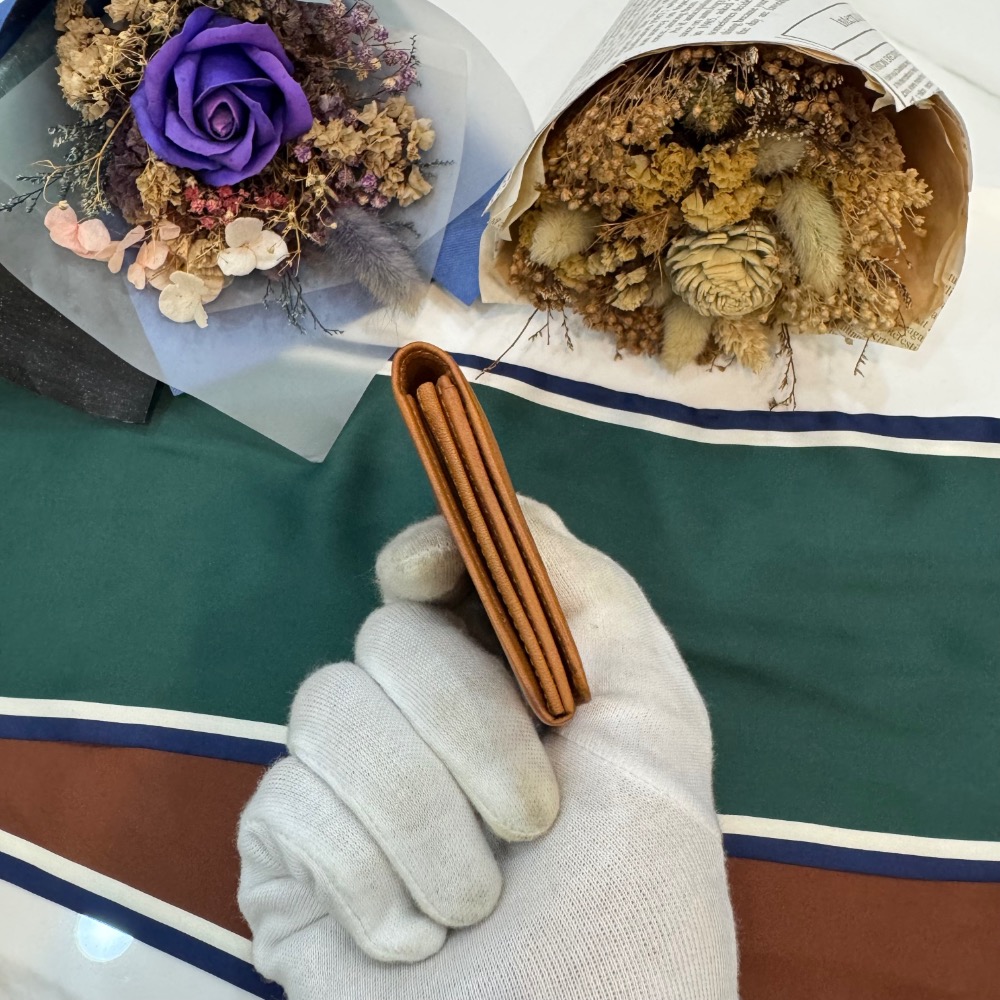 👝【YSL 聖羅蘭焦糖棕卡包/名片夾/零錢包】-細節圖6