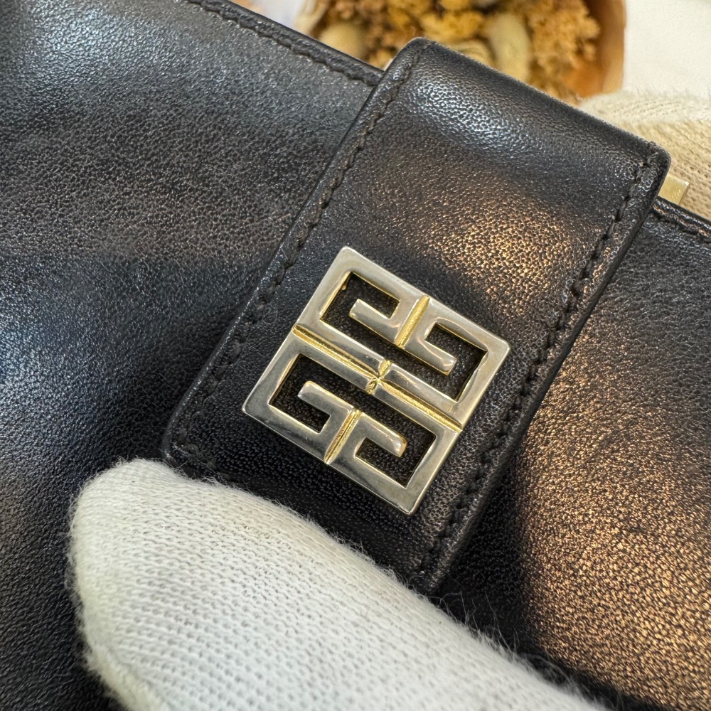 👝【Givenchy紀梵希黑金口金短夾】-細節圖2