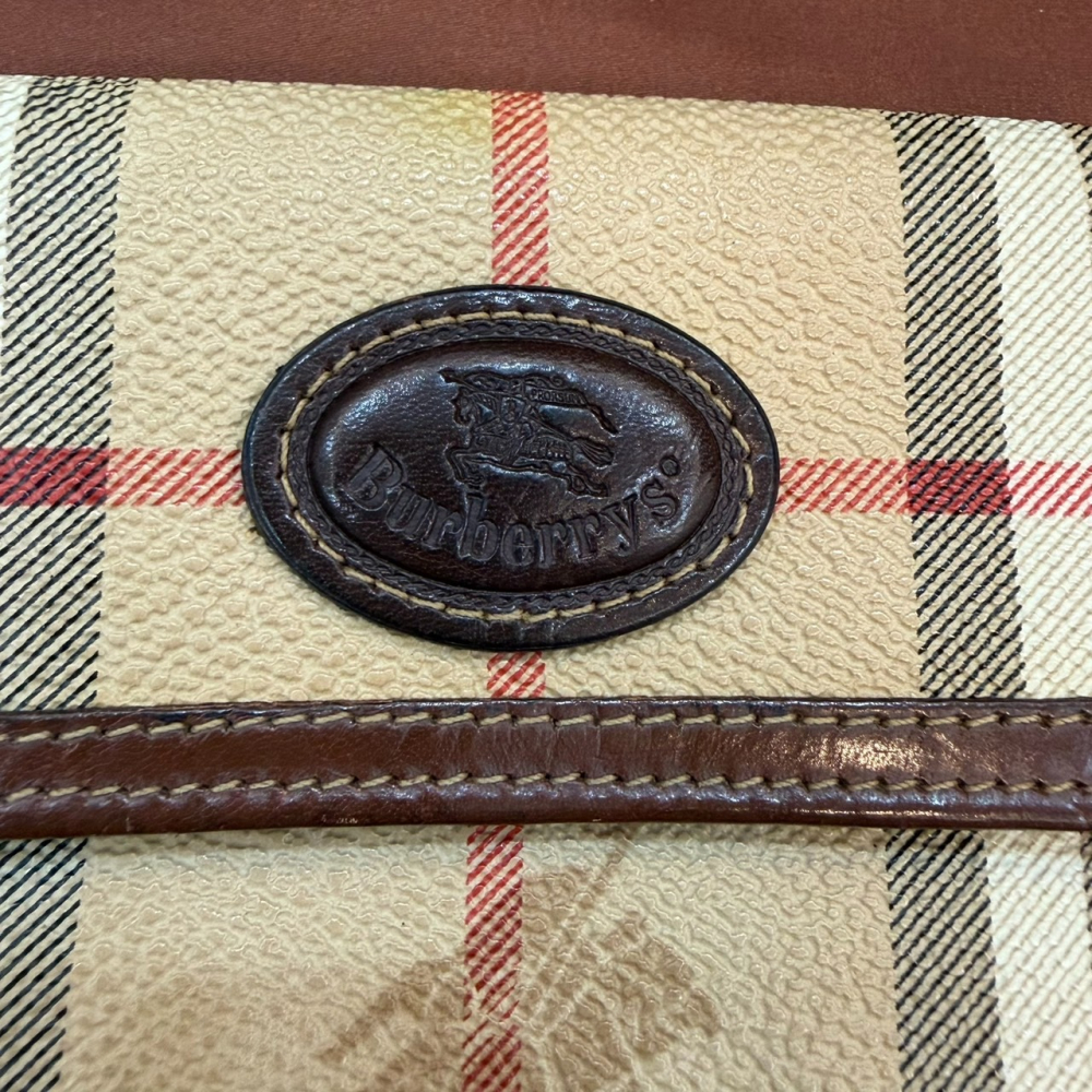 👝【Burberrys經典格紋雙折皮製短夾】-細節圖2